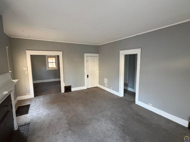 1415 Neosho St, Emporia, KS 66801