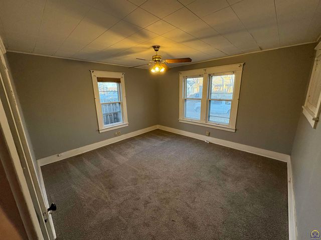 1415 Neosho St, Emporia, KS 66801