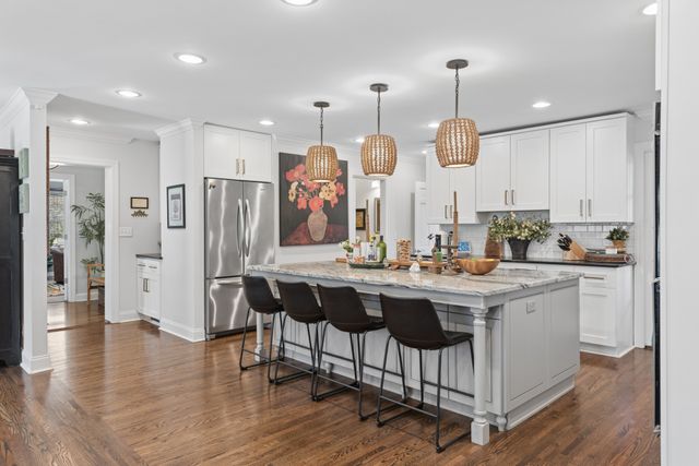 1011 Lakeshore Dr, Gallatin, TN 37066