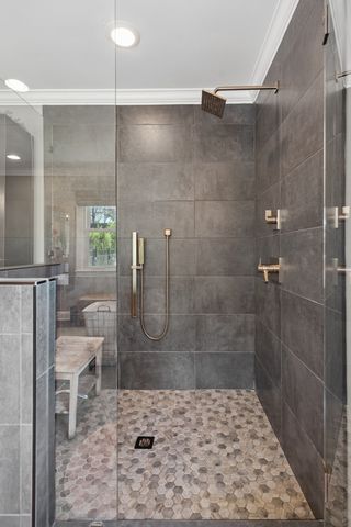 1011 Lakeshore Dr, Gallatin, TN 37066