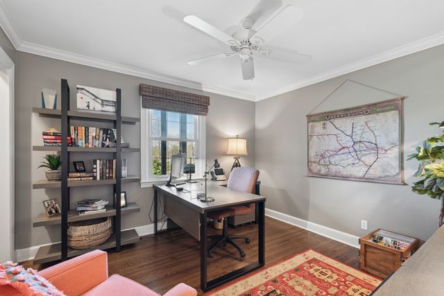 1011 Lakeshore Dr, Gallatin, TN 37066