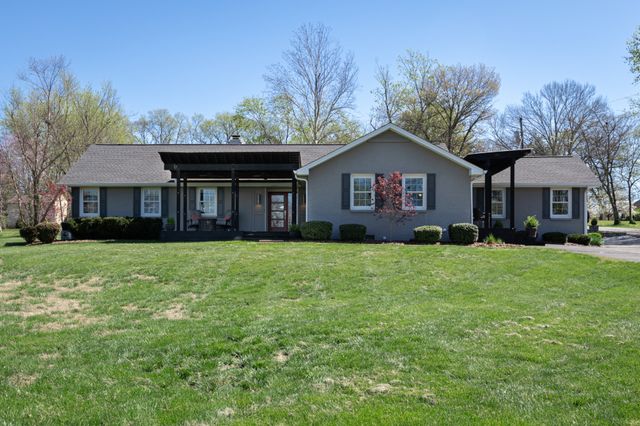 1011 Lakeshore Dr, Gallatin, TN 37066