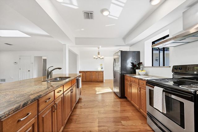 1632 WORRINGTON STREET, Sarasota, FL 34231