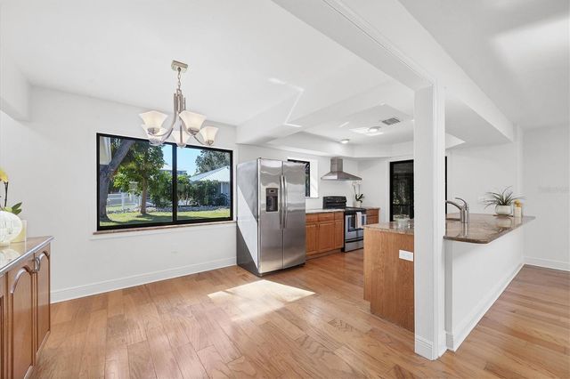 1632 WORRINGTON STREET, Sarasota, FL 34231