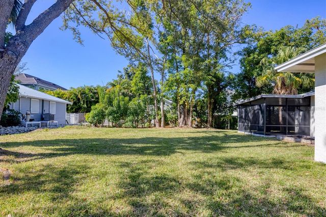 1632 WORRINGTON STREET, Sarasota, FL 34231