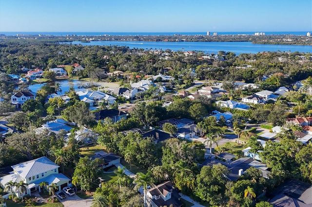 1632 WORRINGTON STREET, Sarasota, FL 34231