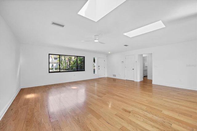 1632 WORRINGTON STREET, Sarasota, FL 34231