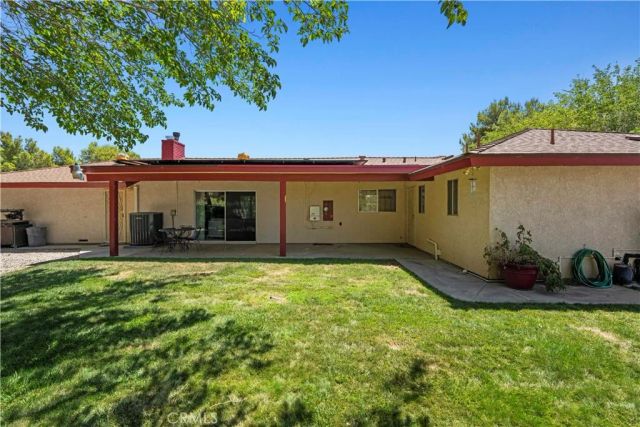 1515 W Avenue O12, Palmdale, CA 93551