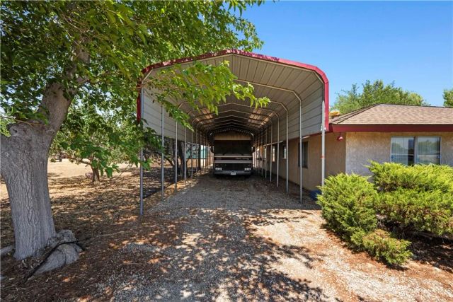 1515 W Avenue O12, Palmdale, CA 93551