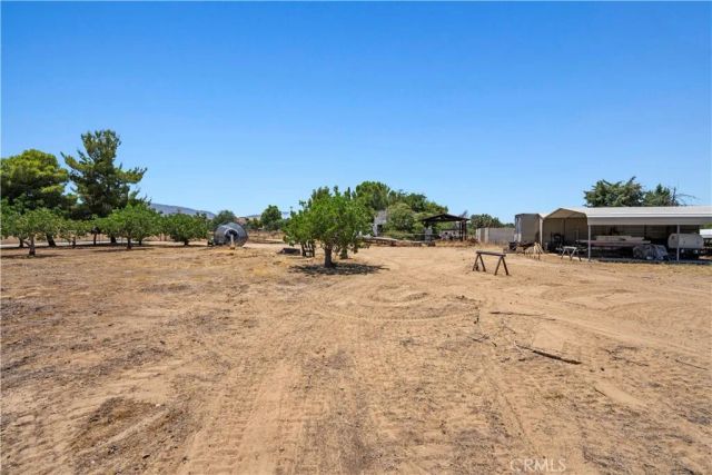 1515 W Avenue O12, Palmdale, CA 93551