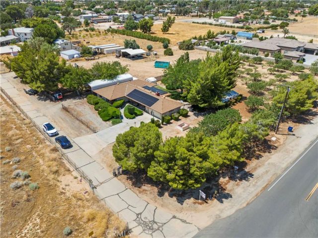 1515 W Avenue O12, Palmdale, CA 93551