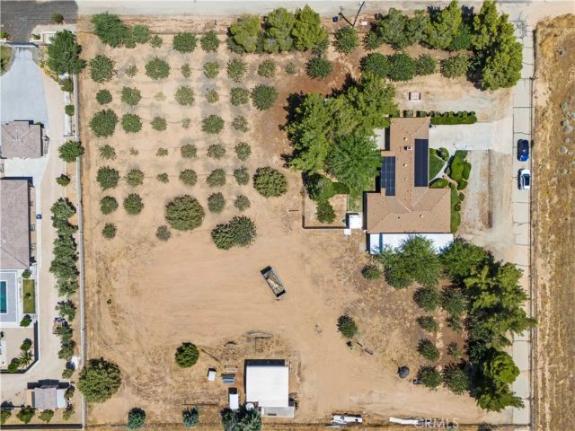 1515 W Avenue O12, Palmdale, CA 93551