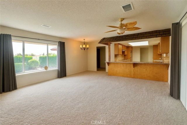 1515 W Avenue O12, Palmdale, CA 93551