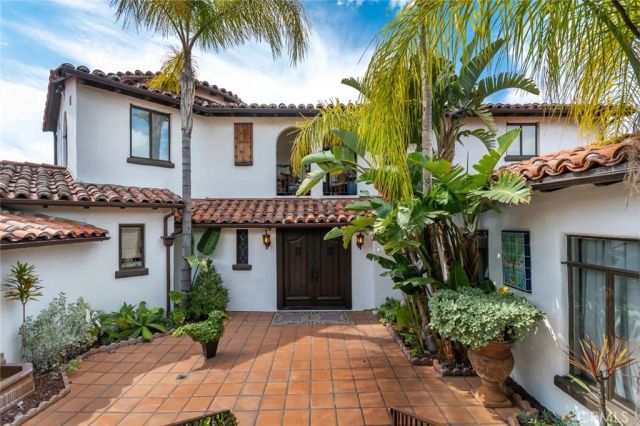 330 Kempton Road, Glendale, CA 91202