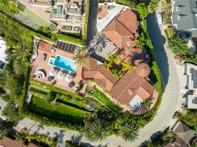 330 Kempton Road, Glendale, CA 91202