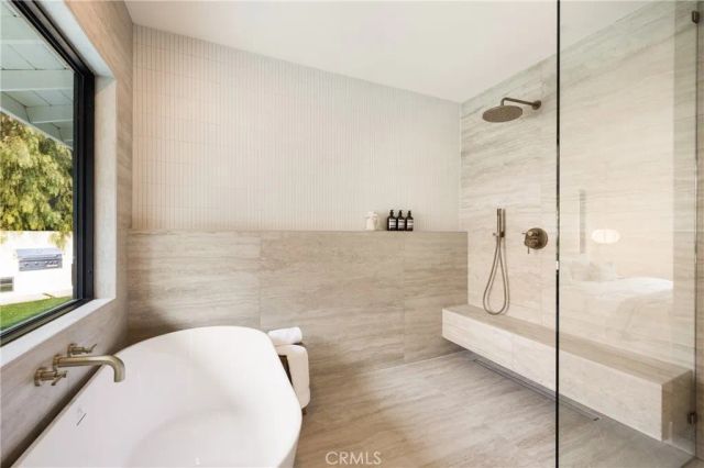 19629 Wells Dr, Tarzana, CA 91356