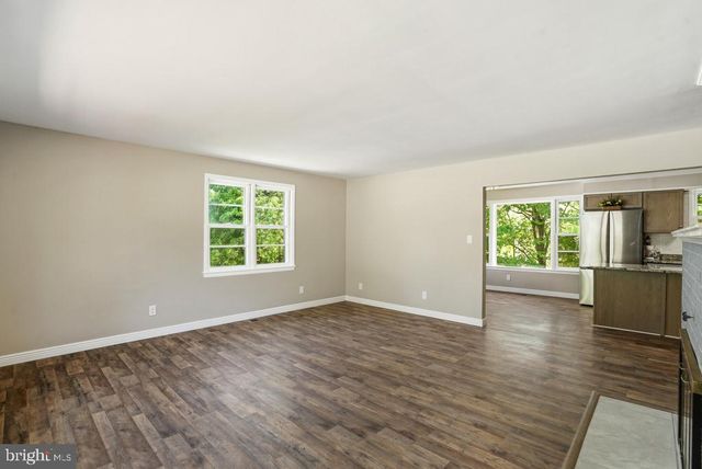 309 CEDAR RIDGE DR, Oxon Hill, MD 20745