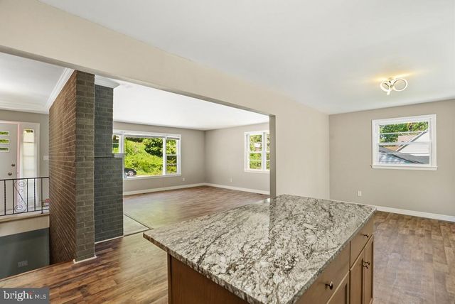 309 CEDAR RIDGE DR, Oxon Hill, MD 20745