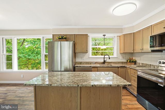 309 CEDAR RIDGE DR, Oxon Hill, MD 20745