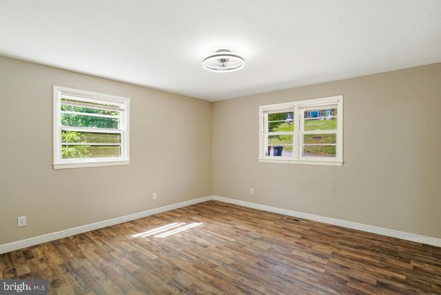 309 CEDAR RIDGE DR, Oxon Hill, MD 20745