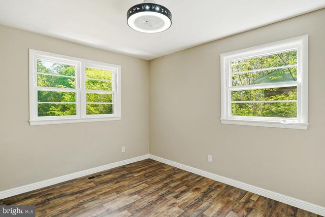 309 CEDAR RIDGE DR, Oxon Hill, MD 20745
