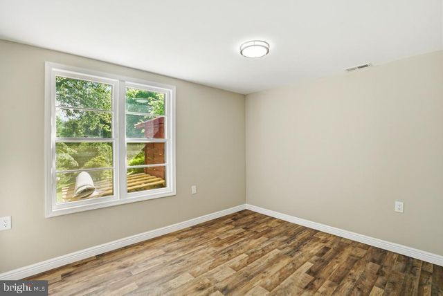 309 CEDAR RIDGE DR, Oxon Hill, MD 20745