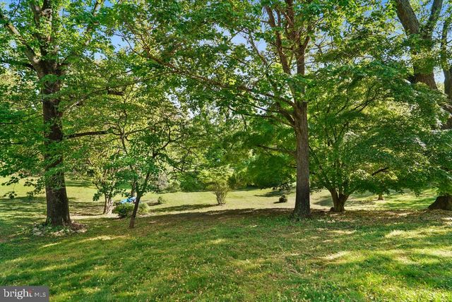309 CEDAR RIDGE DR, Oxon Hill, MD 20745