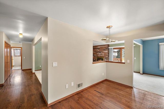 2251 Highsplint Drive, Rochester Hills, MI 48307