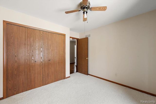 2251 Highsplint Drive, Rochester Hills, MI 48307