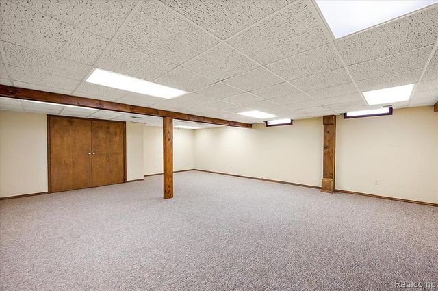 2251 Highsplint Drive, Rochester Hills, MI 48307