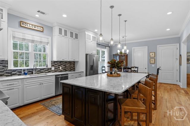 2 Lightenstone Court, Savannah, GA 31411