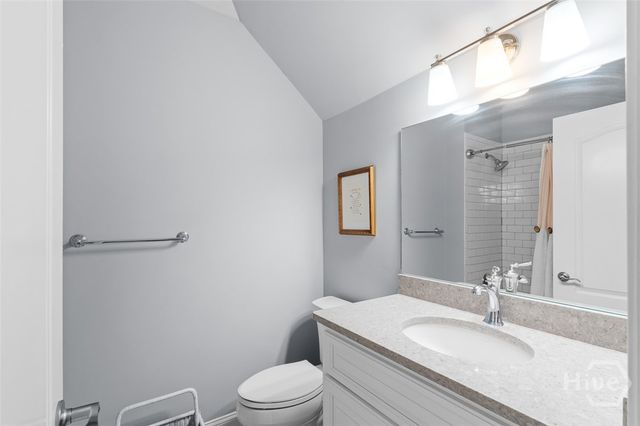 2 Lightenstone Court, Savannah, GA 31411