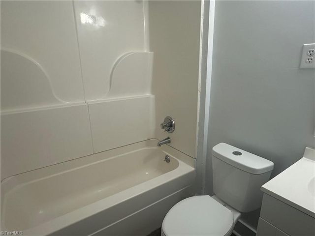 2623 Ludwig Street, Winston-salem, NC 27107