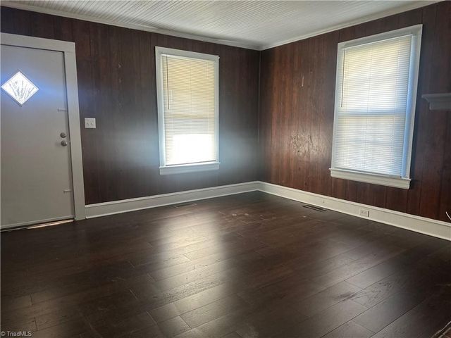 2623 Ludwig Street, Winston-salem, NC 27107