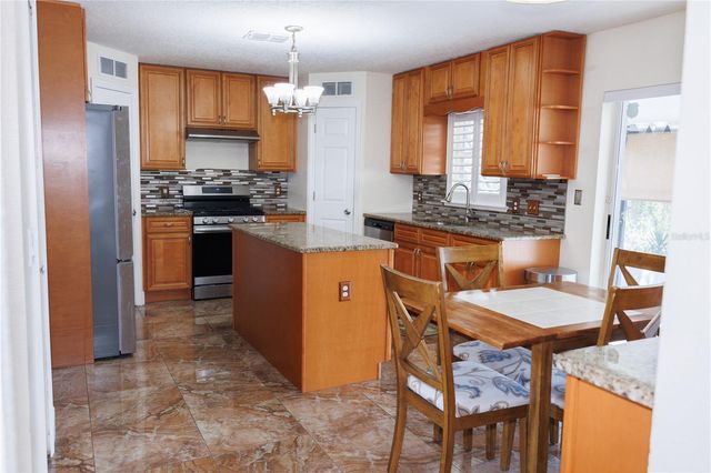 1108 CHATEAU CIRCLE, Minneola, FL 34715