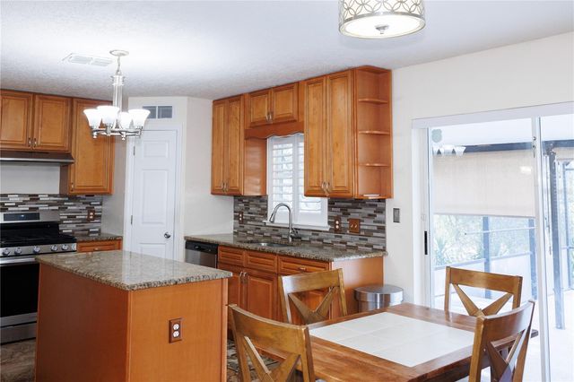 1108 CHATEAU CIRCLE, Minneola, FL 34715