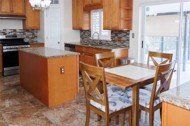 1108 CHATEAU CIRCLE, Minneola, FL 34715