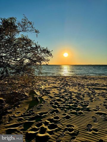 511 CHESAPEAKE AVE, Stevensville, MD 21666