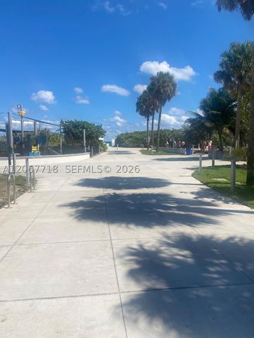 7720 Harding Ave 3, Miami Beach, FL 33141