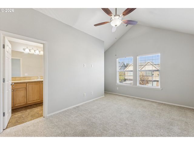 16922 Nw SHADOW HILLS Ln, Beaverton, OR 97006