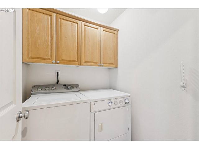 16922 Nw SHADOW HILLS Ln, Beaverton, OR 97006