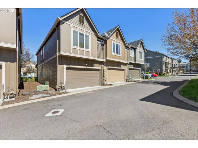 16922 Nw SHADOW HILLS Ln, Beaverton, OR 97006