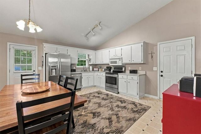 1210 Hardin Bridge Road, Euharlee, GA 30145