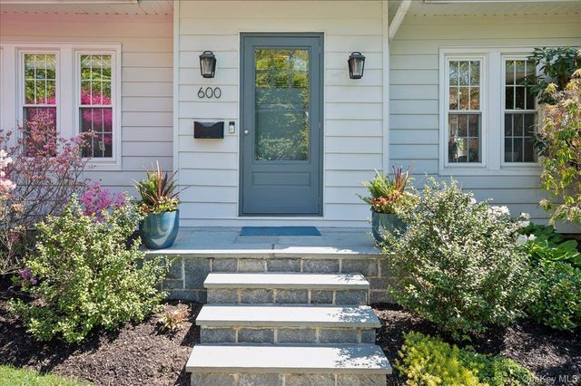 600 Pelhamdale Avenue, Pelham, NY 10803