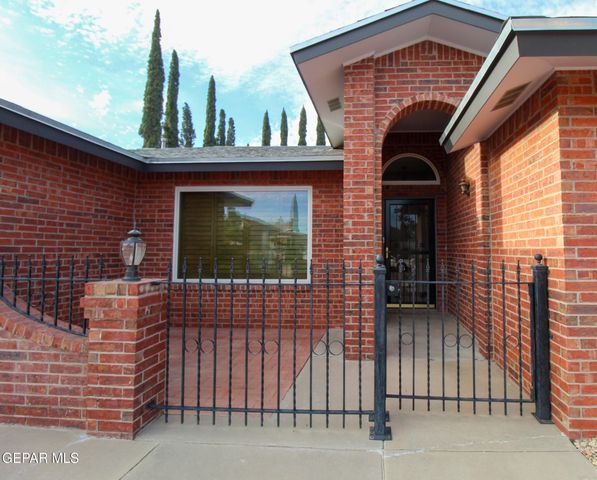 1809 PUEBLO ALEGRE Drive, El Paso, TX 79936