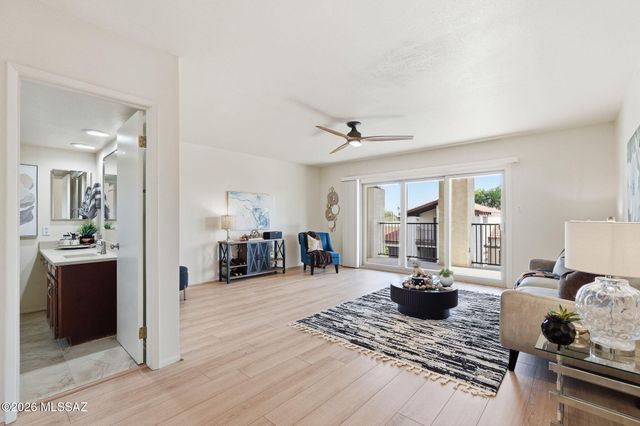 5934 N Placita Del Conde, Tucson, AZ 85718