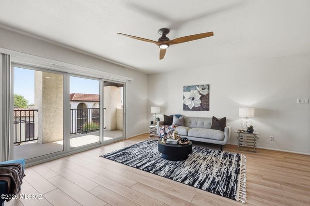 5934 N Placita Del Conde, Tucson, AZ 85718