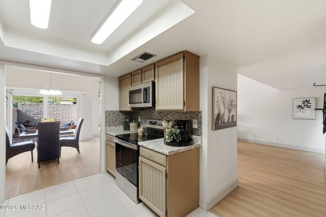 5934 N Placita Del Conde, Tucson, AZ 85718