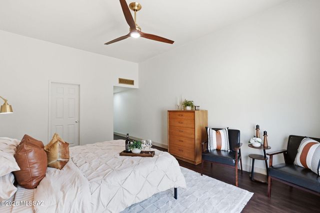 5934 N Placita Del Conde, Tucson, AZ 85718