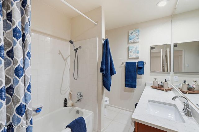 5934 N Placita Del Conde, Tucson, AZ 85718